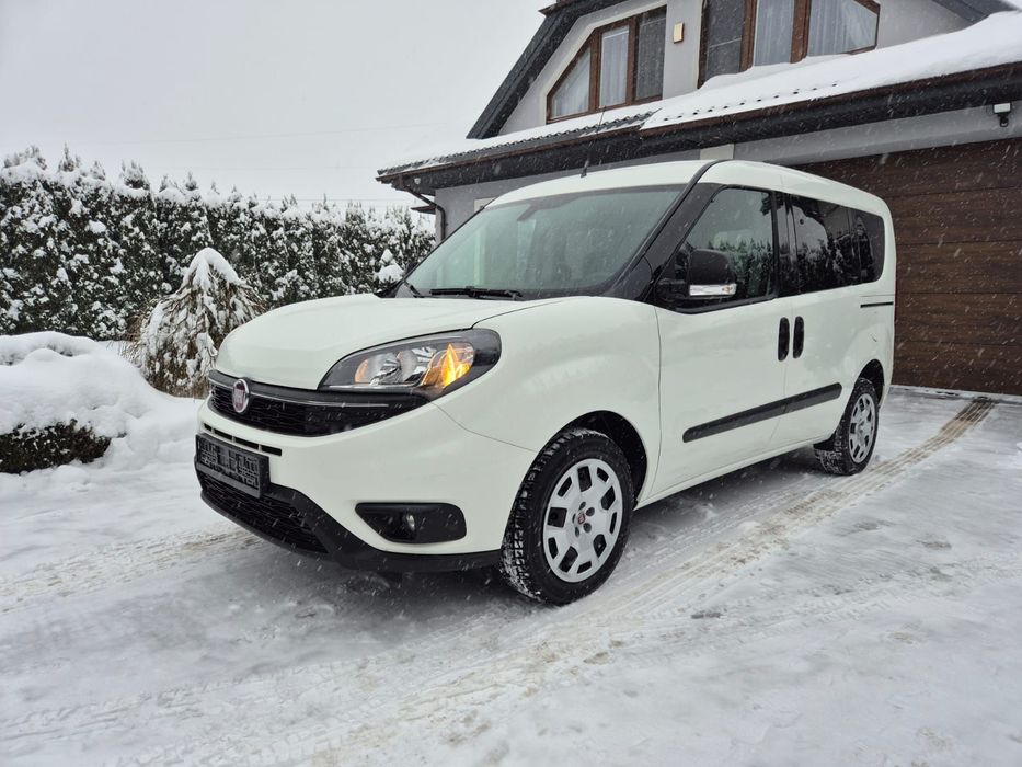 Fiat Doblo 1.6 diesel o mocy 120 KM bardzo niski przebieg