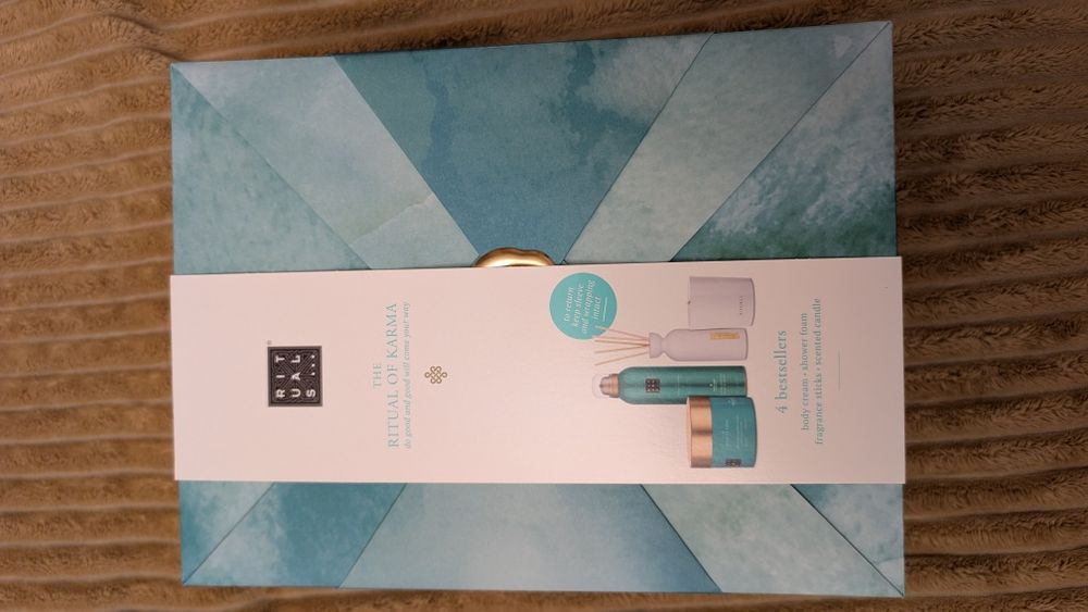 Набір Rituals L Karma, пінка гель, свічка, крем для тіла