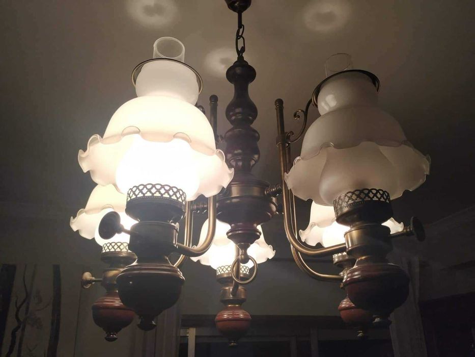 Candeeiro/Candelabro clássico