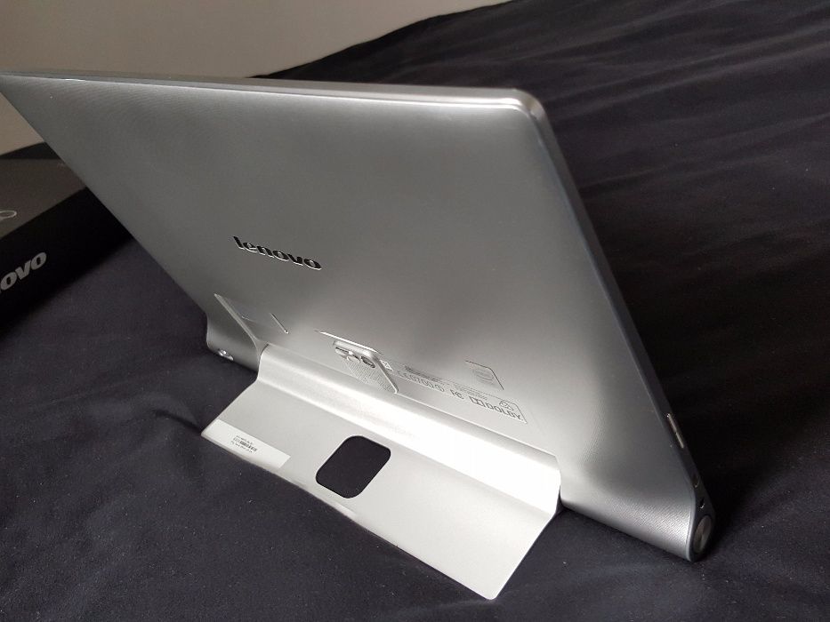 YOGA Tablet Pro 2 13,3" Projektor  Qhd