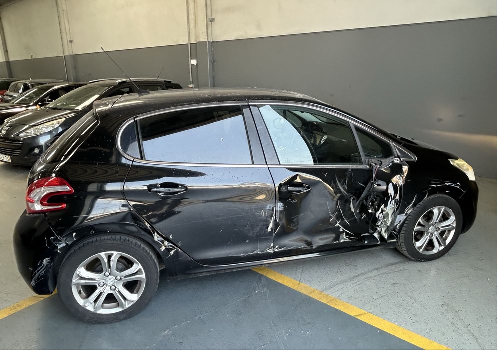 Peugeot 208 1.2 Vti  Style de 2014