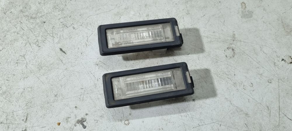 Lampka podświetlenie tablicy rejestracyjnej opel vectra c kombi