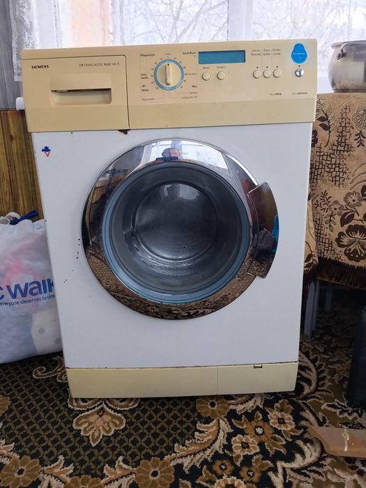 Продам стиральную машину