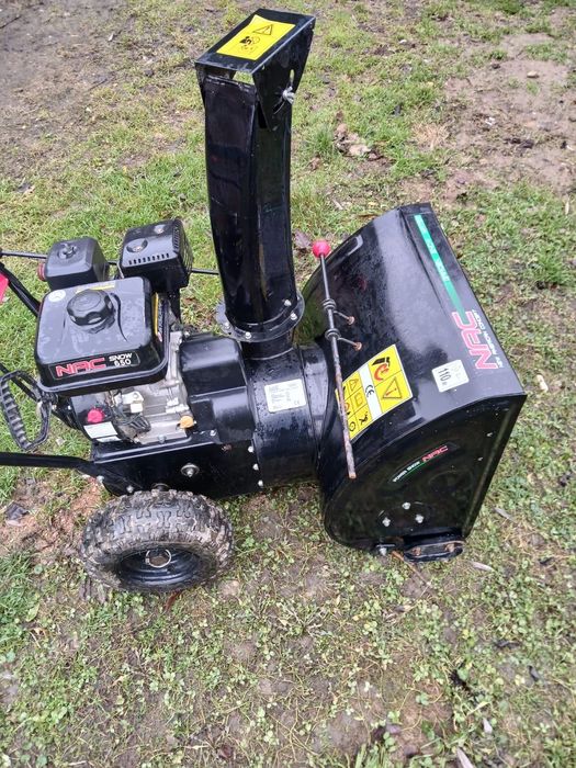 Odśnieżarka spalinowa z napędem NAC