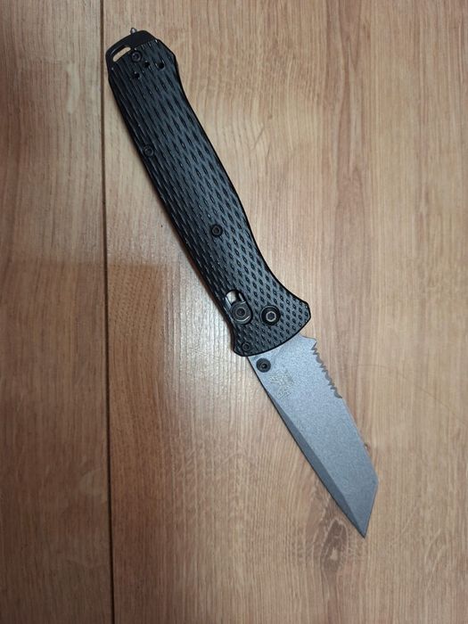 Nóż Benchmade replika