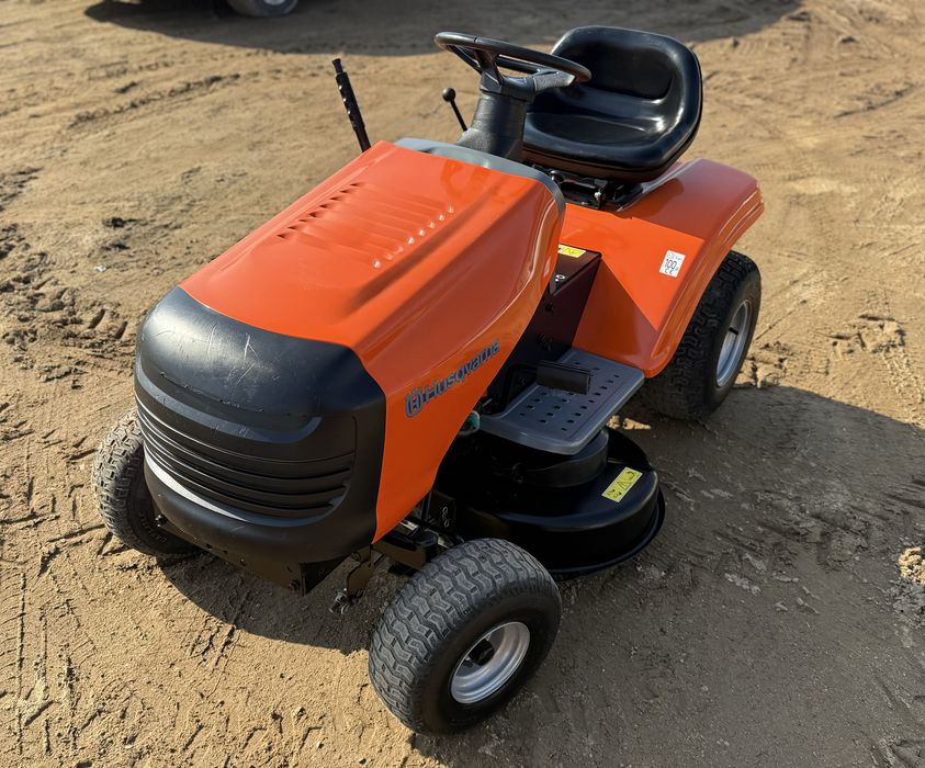 Traktorek kosiarka Husqvarna LT po renowacji Briggs & Stratton 13,5HP