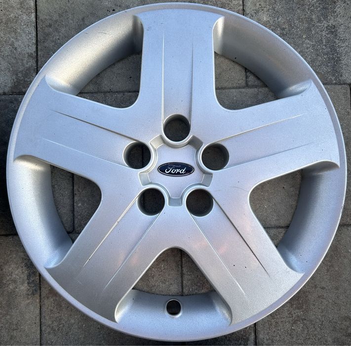 Kołpaki strukturalne Ford 16 Focus, C-max - na sztuki