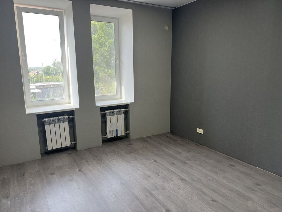 Чудова сталінка на Карачунах