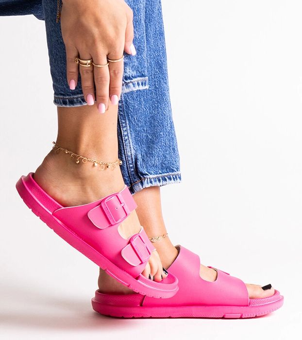 Ciemnoróżowe klapki Big Star NN274A754