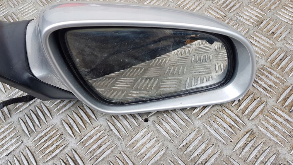 Audi A8 D3 Lusterko Prawe 16 Pin Ly7W Europa