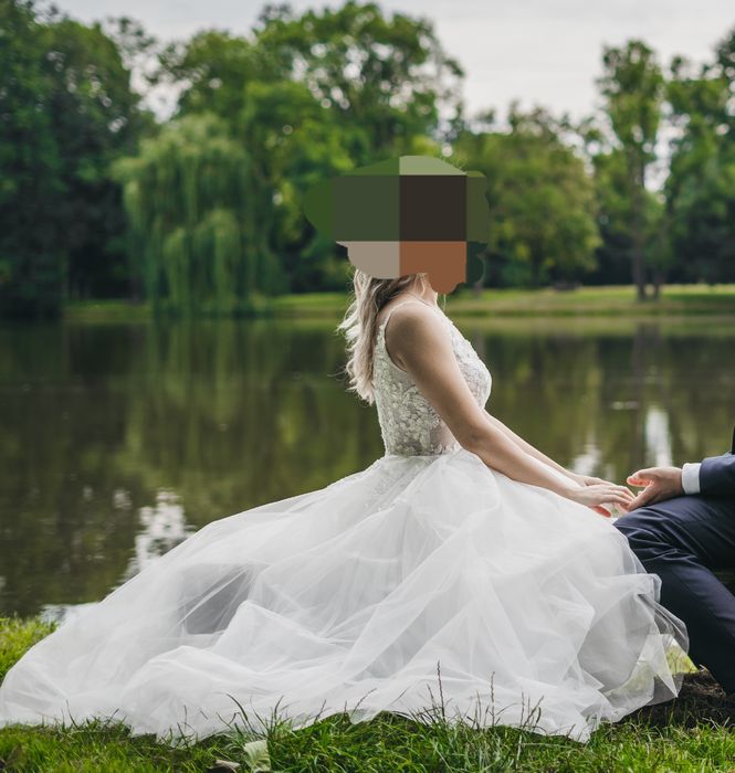 Piękna suknia ślubna XS Chassmi