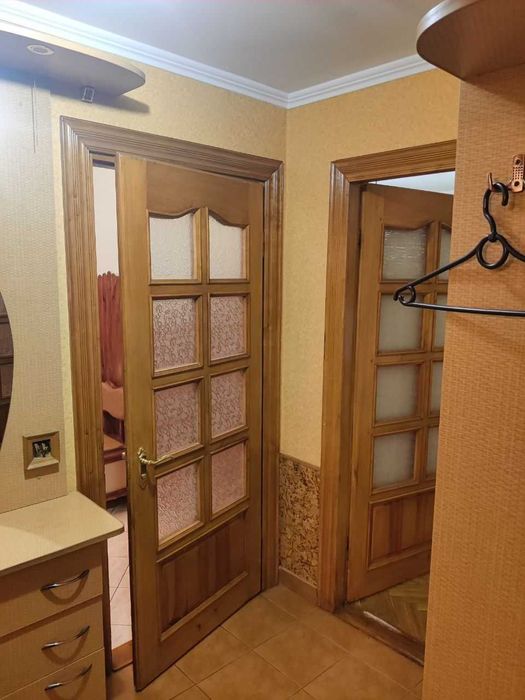 Продаж квартири у Львові 3 кімнати цегляна чешка вул Довженка Сихів