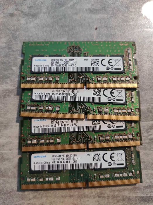 Память DDR4 samsung 8/ 16Гб ноутбук(SSD 256 Gb)