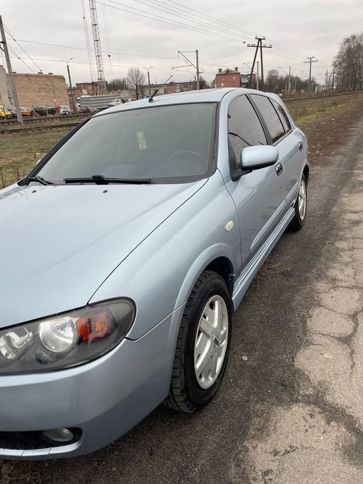 NISSAN ALMERA 1.5 бензин