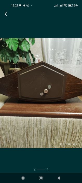 Продам часы наручные и стационарные