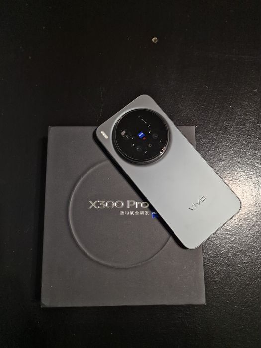 Vivo x300 Pro com Kit Fotográfico