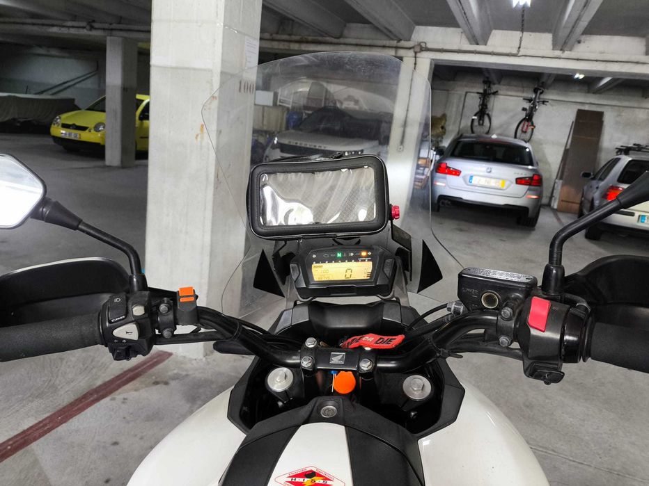 Honda NC700X com ABS
