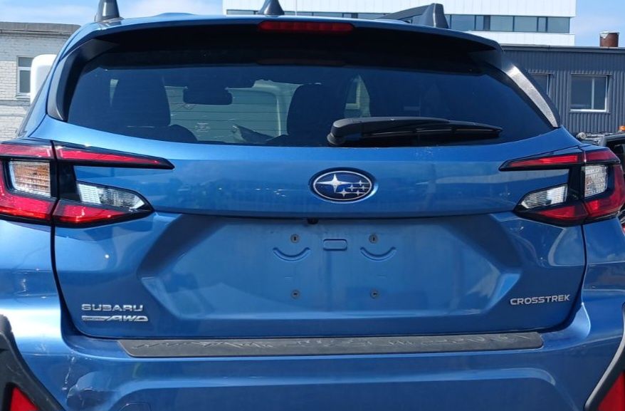 Ляда крышка багажника Subaru crosstrek 2023 2024