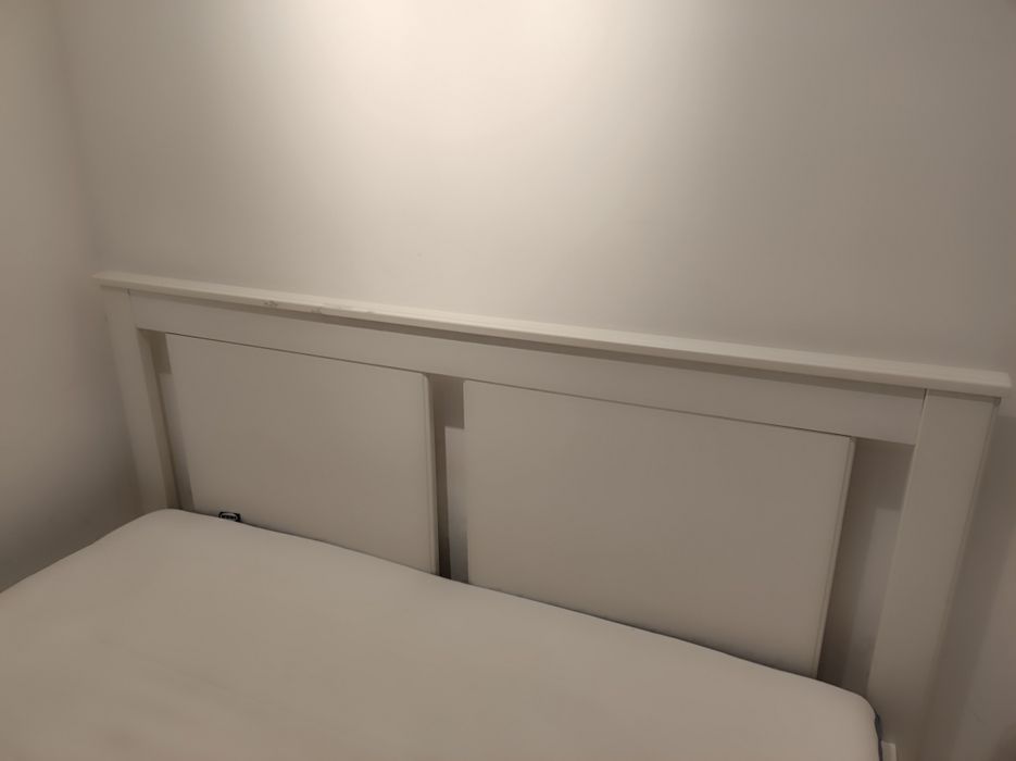 Cama de casal IKEA 1,40cm por 2,00 e Colchão Vesteroy(Guimarães e Santo Tirso)