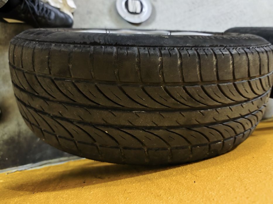 Jantes SEAT  originais  5x100  14. com pneus
