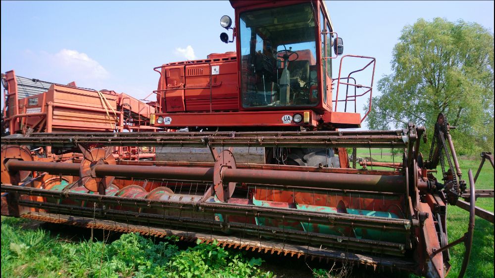 Комбайн ДОН-1500А