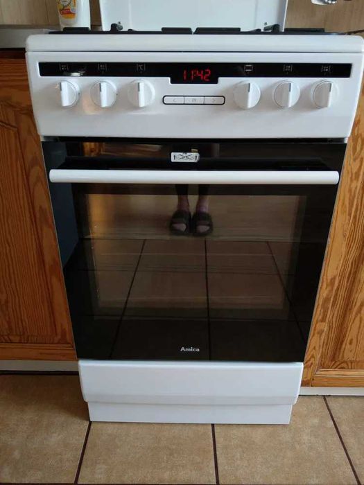 Kuchnia wolnostojąca gazowo-elektryczna Amica: 57GE3.33HZpTaDpAQ(W)