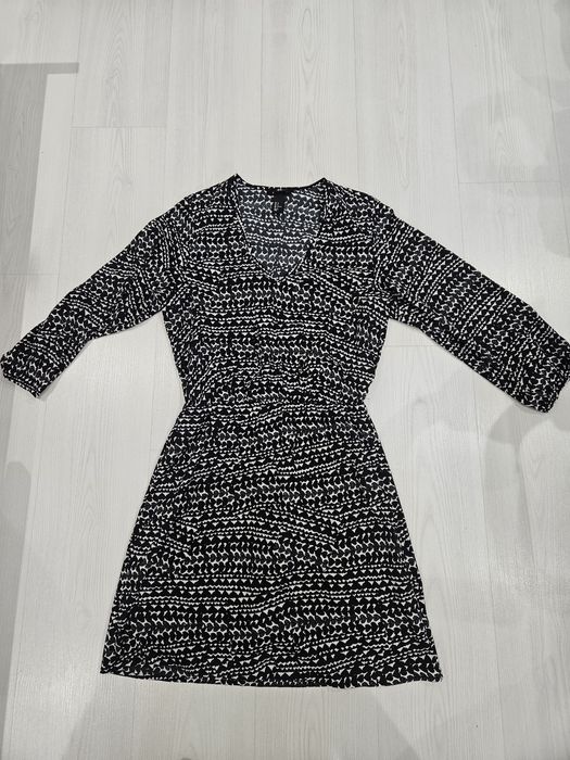 Tunika H&M, 36, czarno-białe serduszka