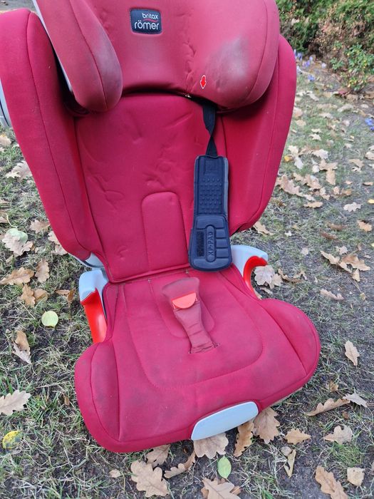 Fotelik dziecięcy Britax Römer Kidfix II XP SICT (15–36 kg)