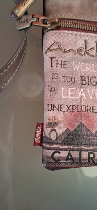 Bolsa da Anekke, para usar a tiracolo