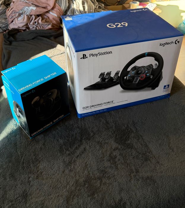 Logitech G29 + skrzynia biegów + pedały