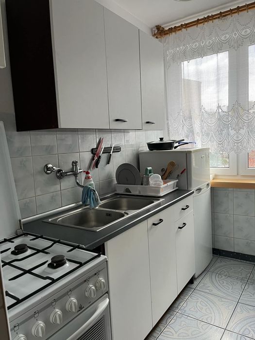Wynajmę duży pokój z balkonem os. Piastów