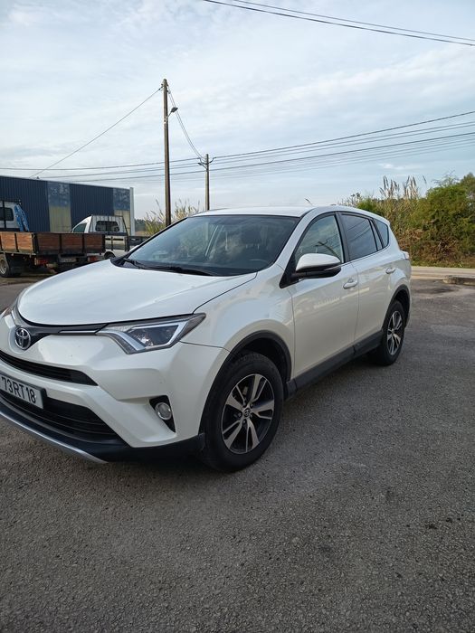 Toyota 2000 D4D  usado