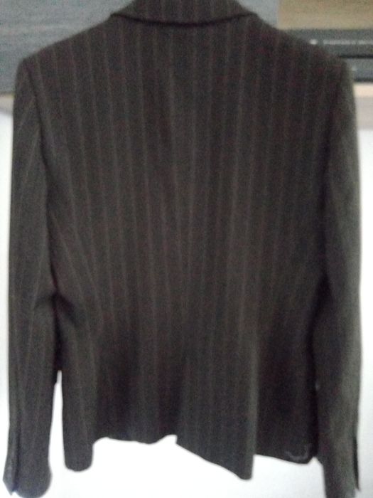 Blazer Zara castanho com risca bege