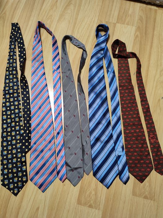 Галстуки,краватки Hermes, Burberry, Versace,Valentino та ін