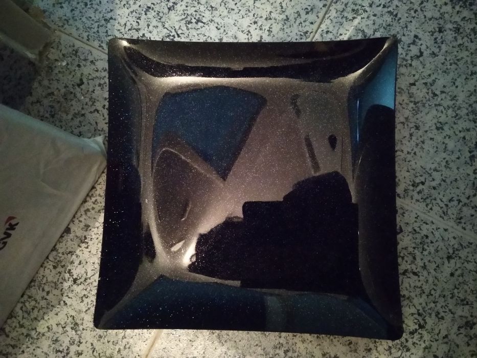 Decorative plates64752256968707122