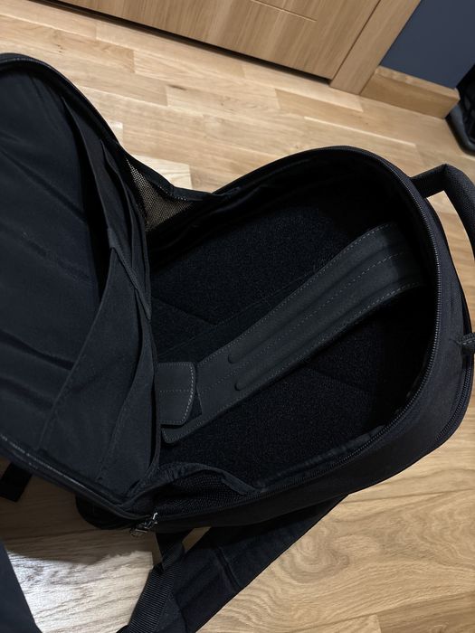 Sztywny plecak na laptopa dokumenty Samsonite elegancki czarny