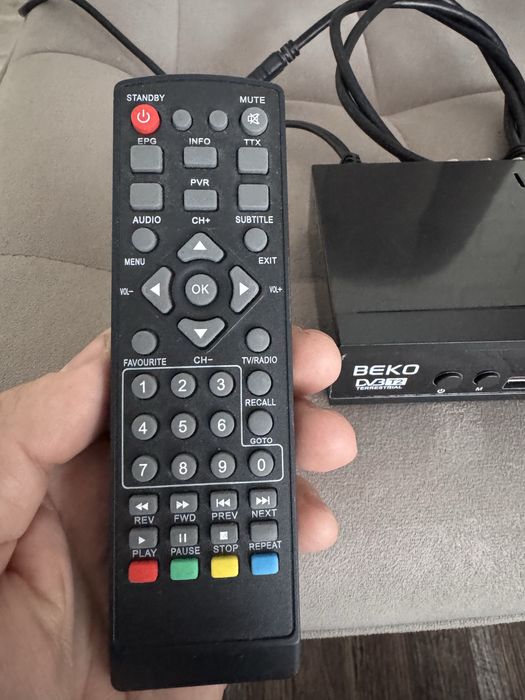 Тюнер Т2 Beko-9440 2USB + кабель hdmi в подарунок