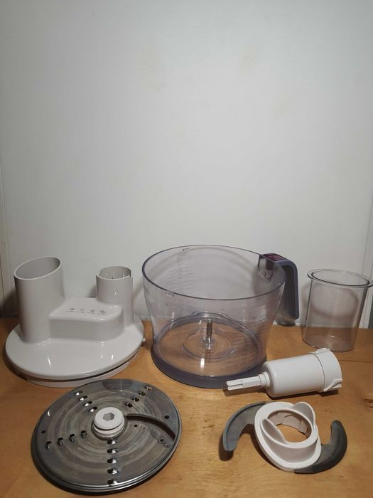 Блендер погружной PHILIPS HR  1366  ( насадки и комплектующие).