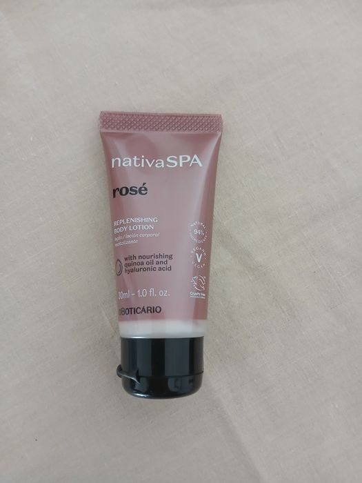 Creme de mãos Rosé (viagem)