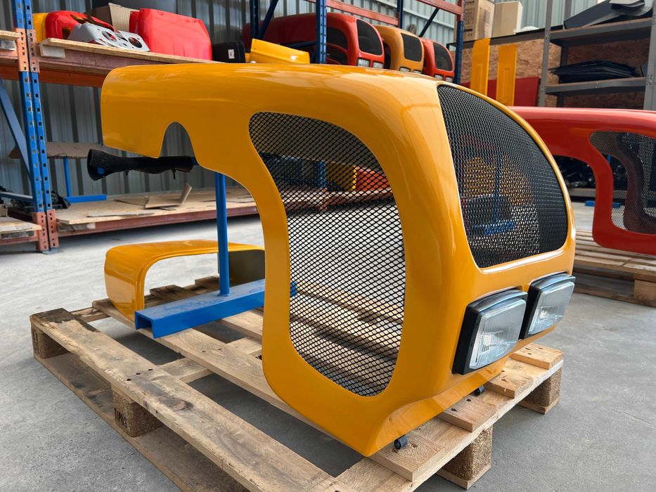 Maska metalowa maska z tworzywa do ursus C330 C360 NAGLAK, SZYMCZAK