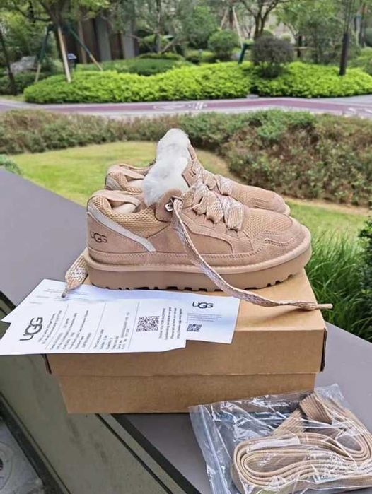 Buty śnieżne Ugg Lowmel R.37