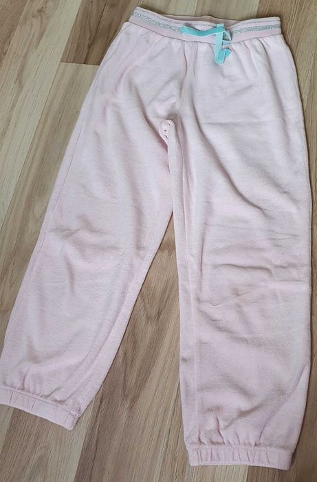 Spodnie dresowe rozm.110-116