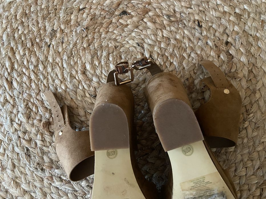 Vendo sandalias Primark