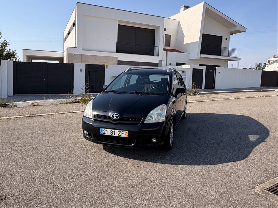 Toyota Corolla Verso D4D - 7 lugares