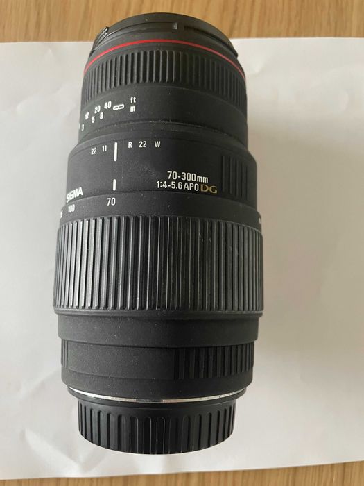 Lente para câmara fotográfica Canon 70-300mm. 1:4-5.6 APO DG