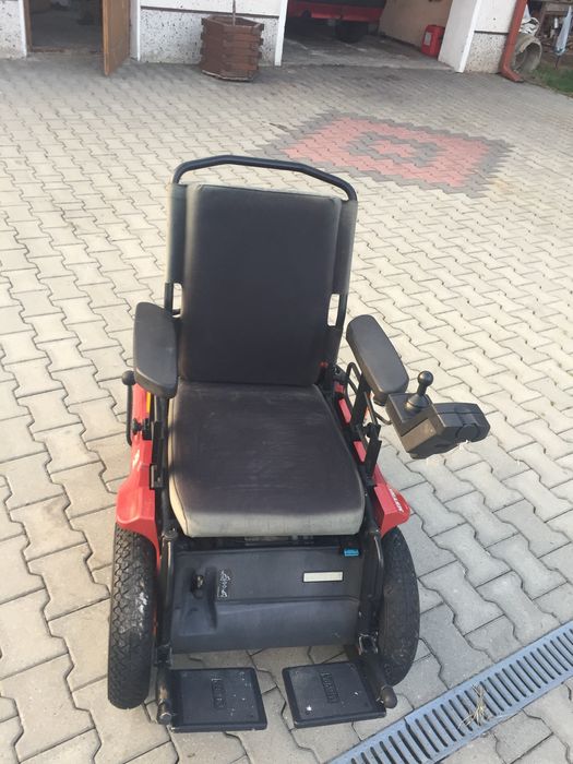 Wózek inwalidzki elkryczny