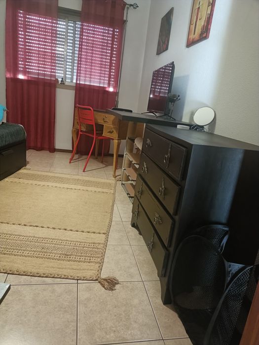 Quarto em Leiria, ambiente muito calmo e sossegado