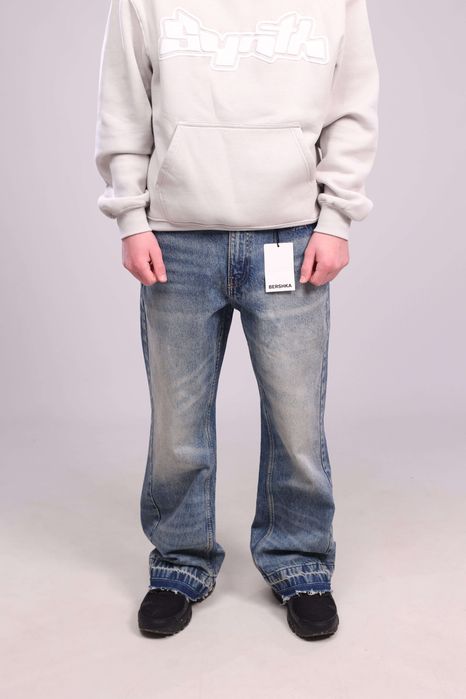 Джинси кльош мішкуватого крою bershka  flared Baggy jeans BERSHKA