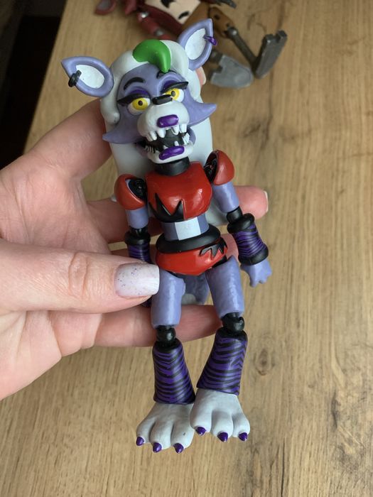 5 ночей с Фредди фигурка Фокси Роксана Волк Five Nights at Freddy's Security Breach Roxanne Wolf Funko