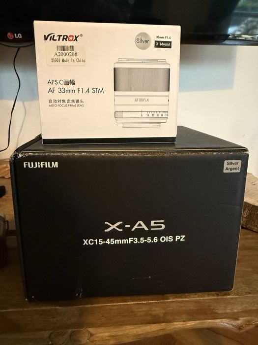 Aparat Fujifilm XA-5 + 2 obiektywy